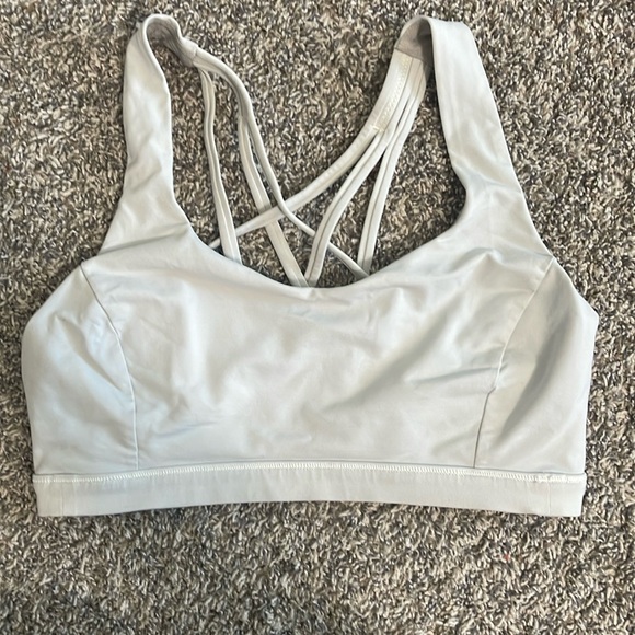 Lululemon Free to be Serene Bra size 8 - Picture 1 of 5